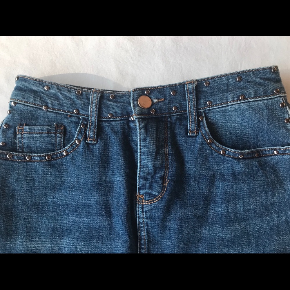 Studded denim skirt